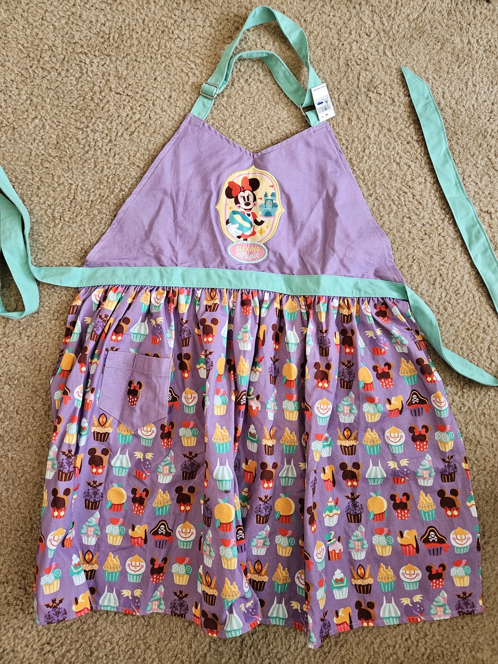NWT Disney Parks Minnie Making Magic Cupcakes Apron - OS
